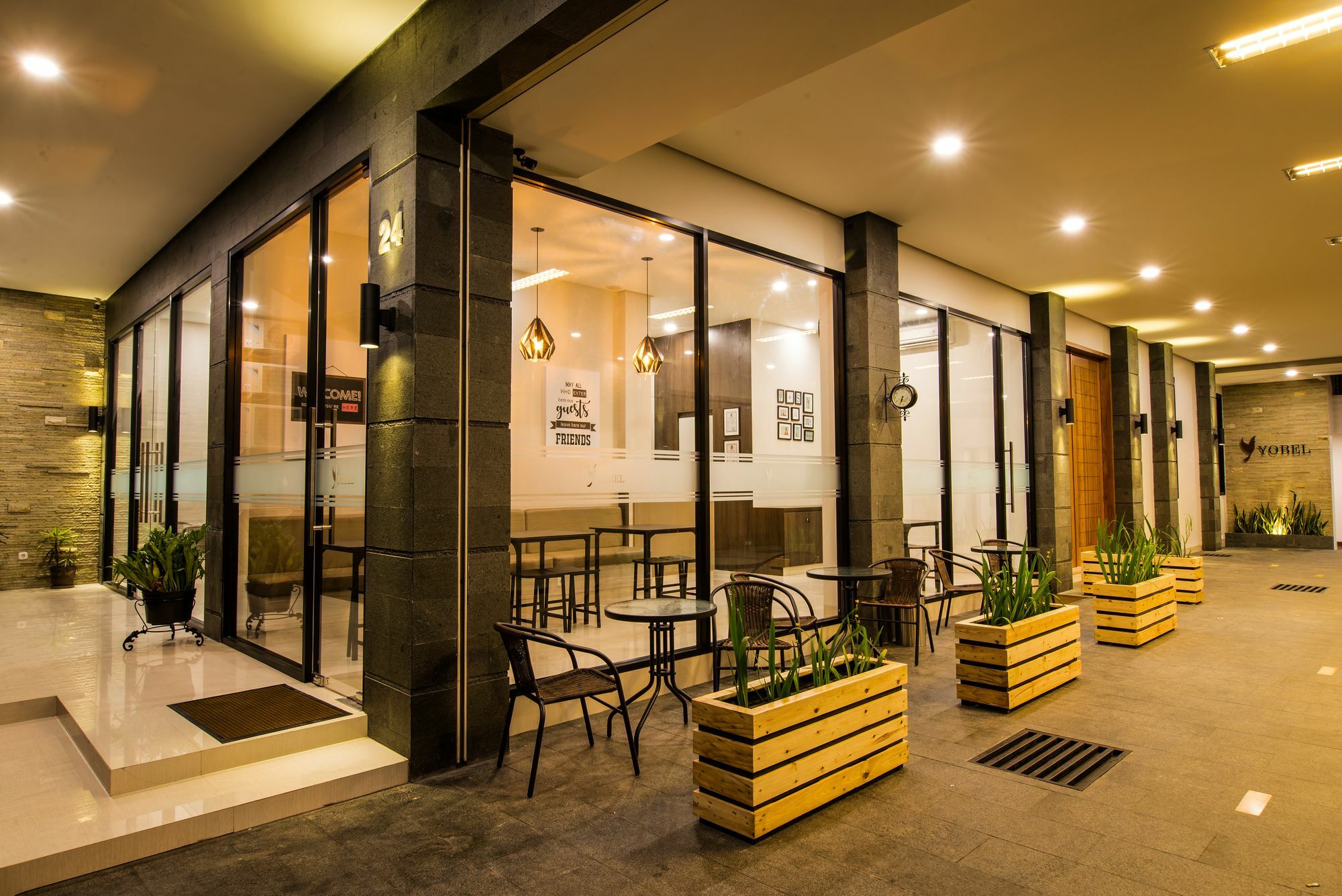 Yobel Hotel Джок'якарта Екстер'єр фото